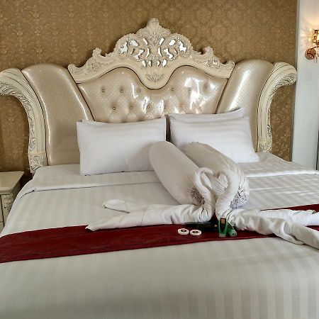 Grand Indobaru Hotel Selatpanjang Exterior foto