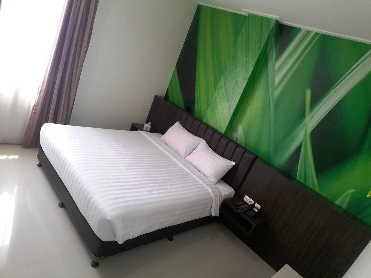 Grand Indobaru Hotel Selatpanjang Exterior foto